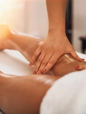 <a href="https://maisonevenia.com/categorie/traitement/massages/" rel="tag">Massages</a>, <a href="https://maisonevenia.com/categorie/traitement/sculpture-corporelle/" rel="tag">Sculpture corporelle</a>, <a href="https://maisonevenia.com/categorie/traitement/" rel="tag">Traitement</a>