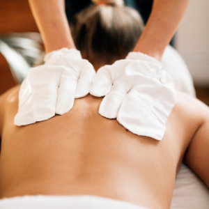 <a href="https://maisonevenia.com/categorie/traitement/massages/" rel="tag">Massages</a>, <a href="https://maisonevenia.com/categorie/traitement/" rel="tag">Traitement</a>